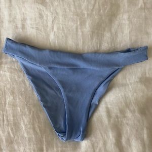 L Space Veronica bottom size L